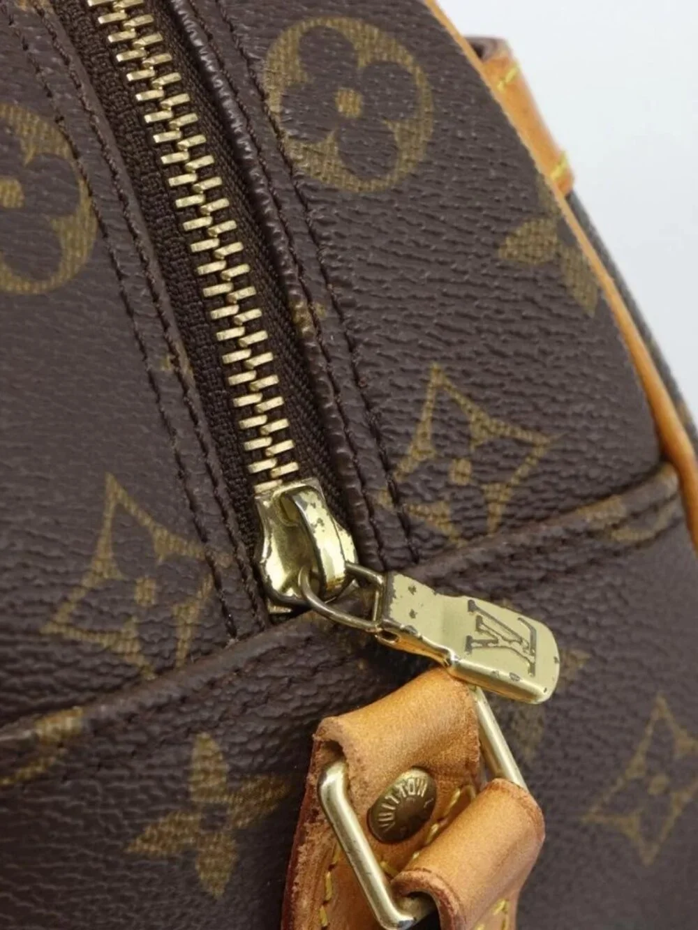 LOUIS VUITTON Monogram Blois Shoulder Bag M51221 LV Auth ka4792A
